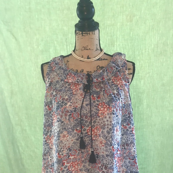 •BUNDLE ONLY• NEW DIRECTIONS SHEER BLOUSE - Picture 2 of 8